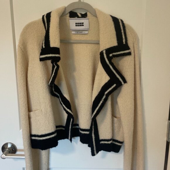 EENK Cropped over sized sleeve cardigan - Picture 1 of 3